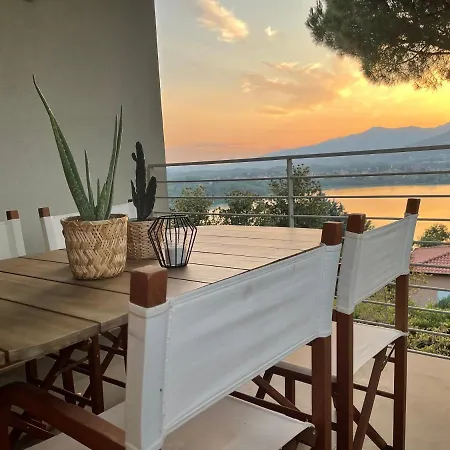 Apartment My Humble House - Elegante Con Patio Oggiono