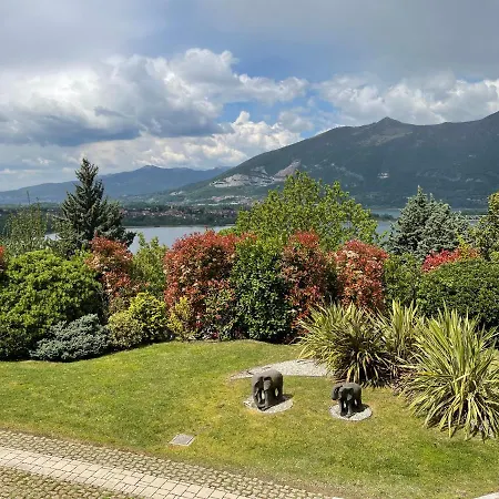 My Humble House - Elegante Con Patio דירה Oggiono