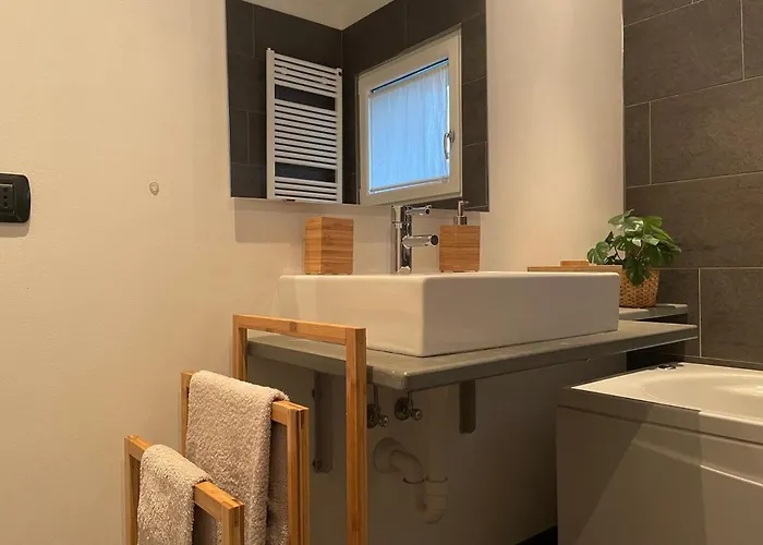 My Humble House - Elegante Con Patio Daire