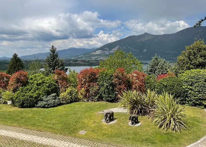 My Humble House - Elegante Con Patio Daire Oggiono